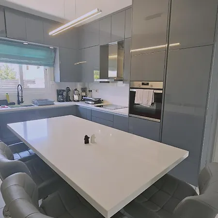 Villa M & L